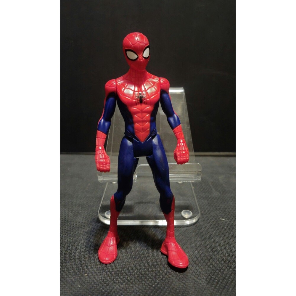 Hasbro Spider-Man Action Figure Red Blue Plastic Comic Book Heroes Franchise